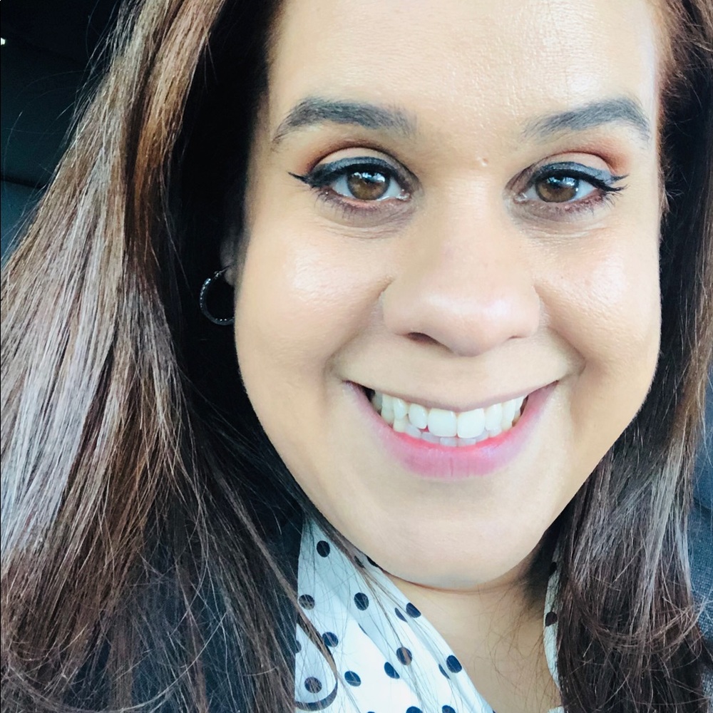 Meet your Posher, Maysa